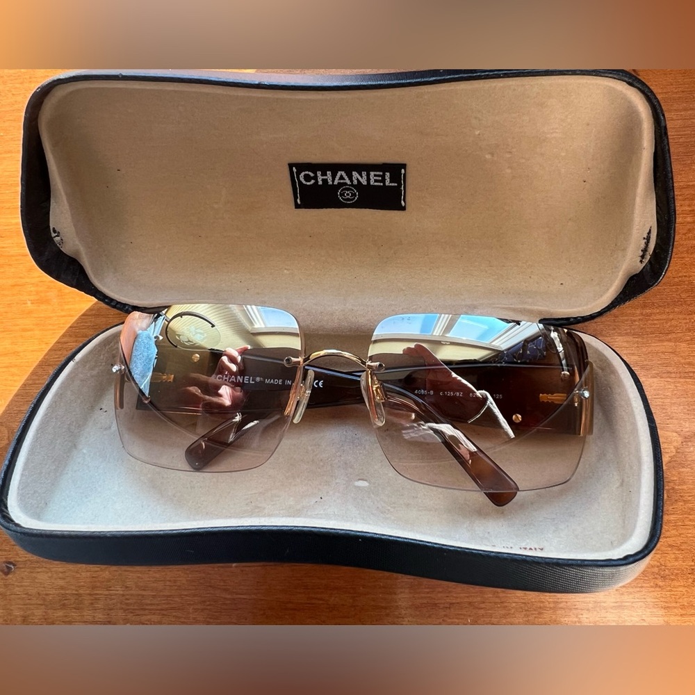 Chanel Vintage Sunglasses,4095B, C.125/8z